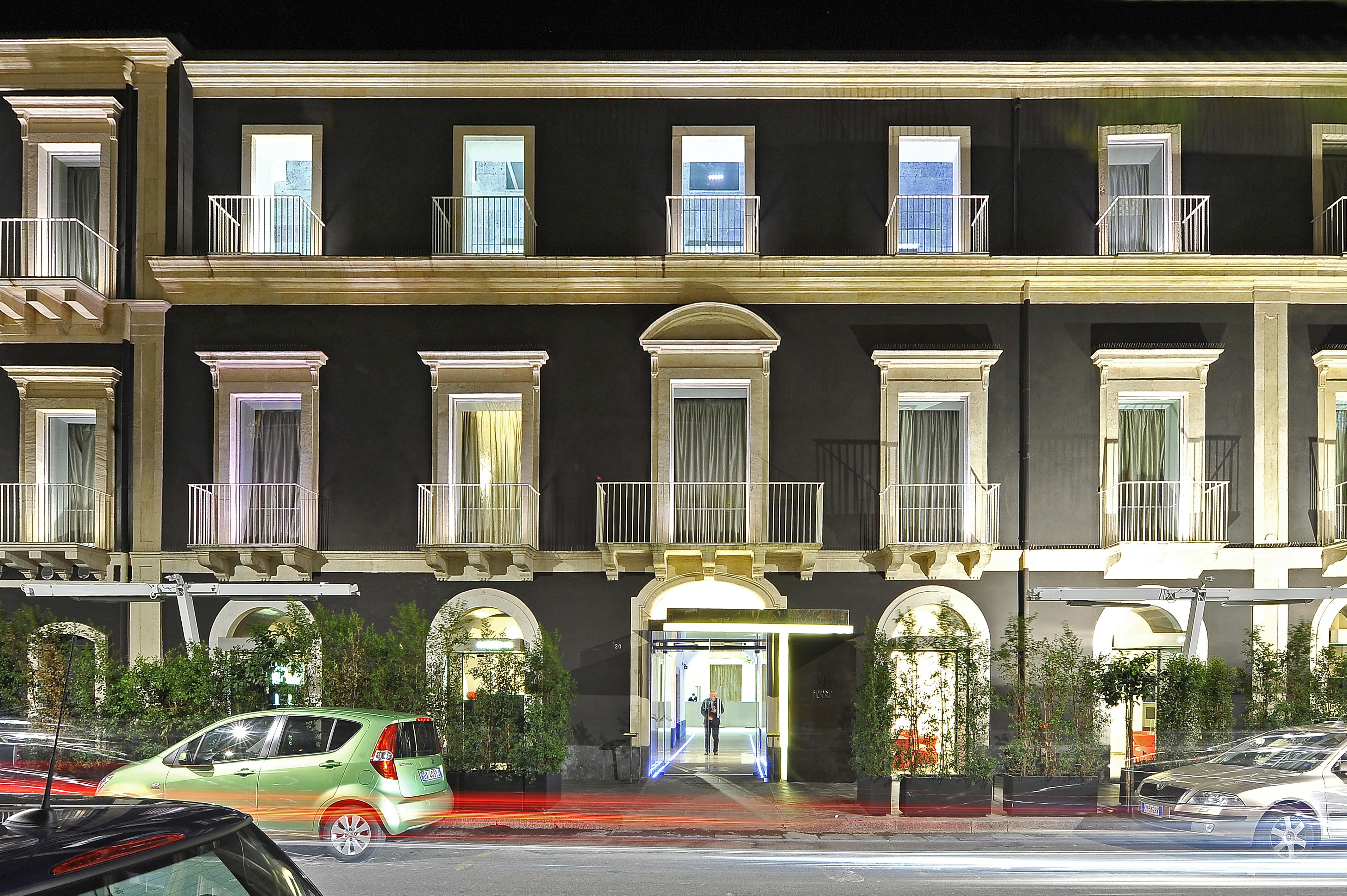 House Hotel 4*