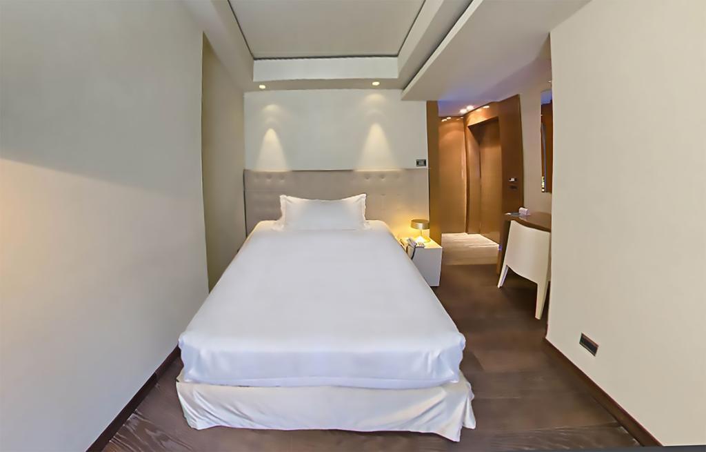 Hotel House